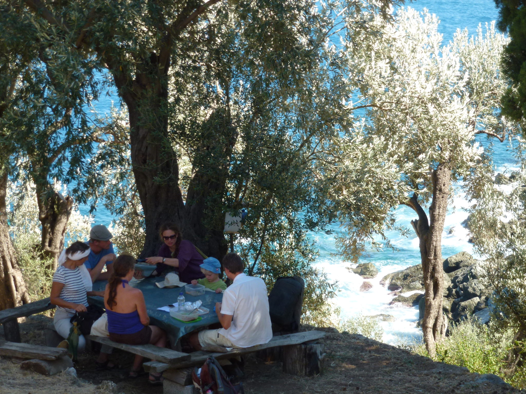A gorgeous church overlooking the cliffs is where we stop for lunch on the walk from Pouri to Horefto